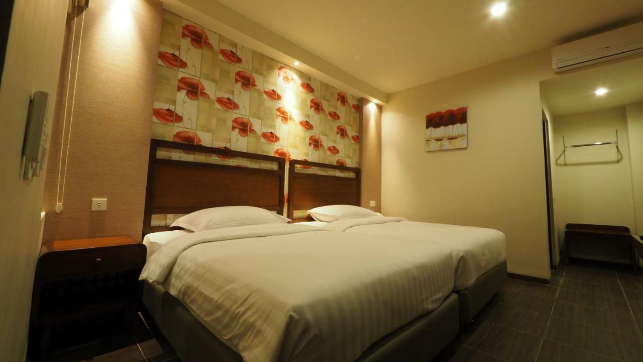 De Boutique Style Hotel Маланг Екстериор снимка